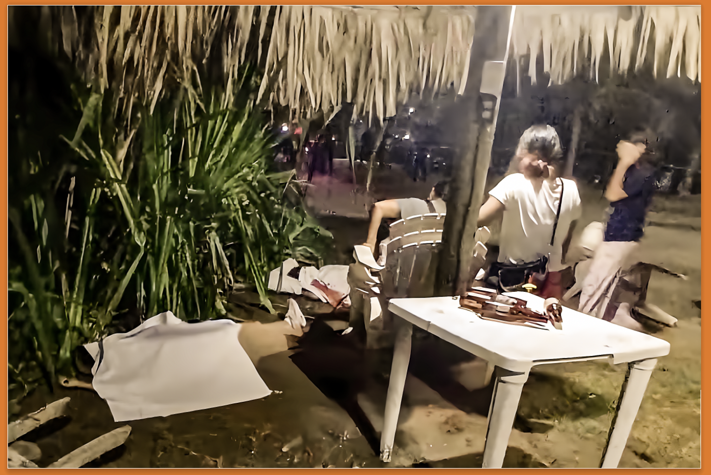 «MAS de 50 DISPAROS»: «CRIMINALES CERRARÓN la TEMPORADA VACACIONAL en ACAPULCO ACRIBILLANDO TRES MUJERES y 1 HOMBRE»…ya bajaron los homicidios,solo falta bajar los homicidas.